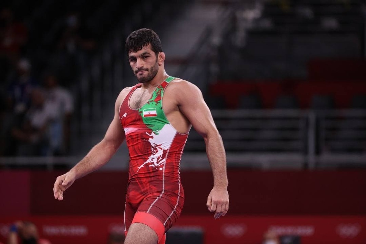 حسن یزدانی در مقابل تیلور