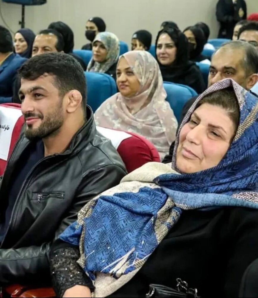مادر حسن یزدانی