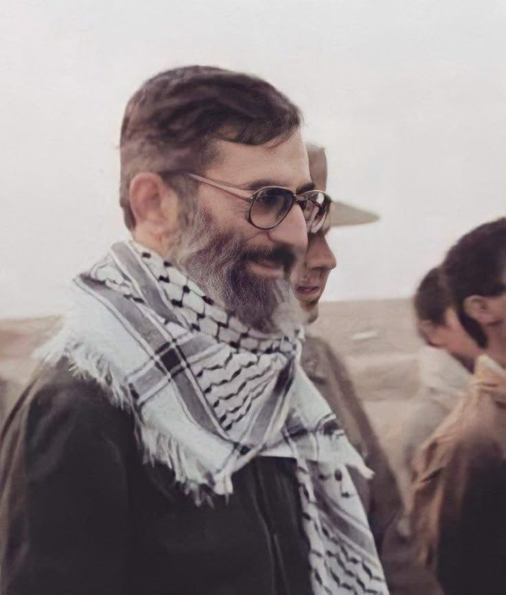 سید علی خامنه‌ای